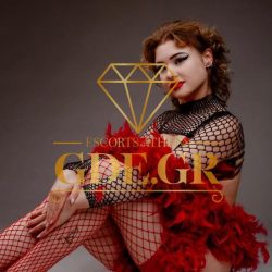 SUPER-SEXY-PETITE-EROTIC-SENSUAL-HOT-SKINNY-RUSSIAN-ESCORT-IN-ATHENS-SUZANA-1